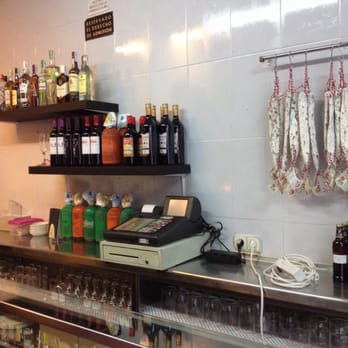 Picaparet Bar - Embutidos y quesos. - Beer Bar Near Me - Barcelona, B