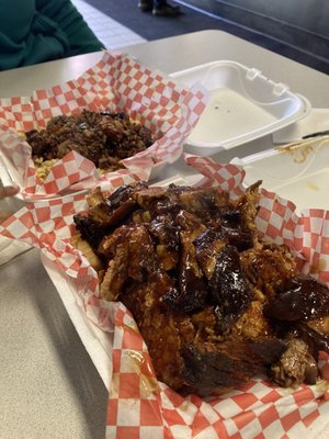 Bell Heir's BBQ by null