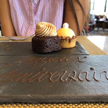 Champlain - They treated us to a sweet surprise for our birthdays - French Near Me - Quebec City, Quebec Champlain - They treated us to a sweet surprise for our birthdays - French Near Me - Quebec City, Quebec