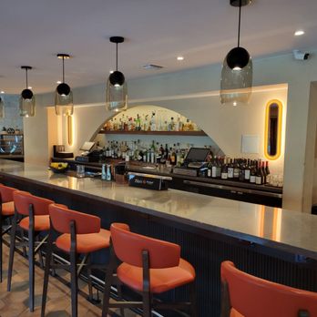 Poco Diablo Resort - Willow Restaurant bar - Hotels Near Me - Sedona, Arizona Poco Diablo Resort - Willow Restaurant bar - Hotels Near Me - Sedona, Arizona