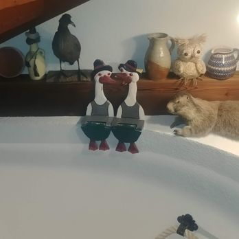 Hotel-Pension Marmotta - Cute animals in the stairwell - Bed & Breakfast Near Me - St. Gallenkirch, 8