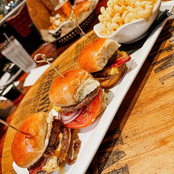 Cin Cin Burger BAR - Burgers Near Me - Winston-Salem, North Carolina
