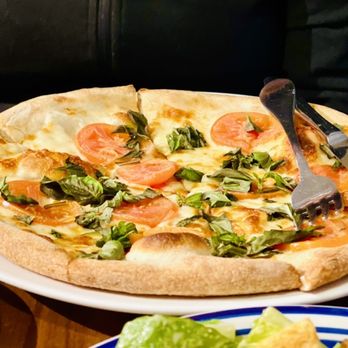 Volare Restaurant - Greek Pizza - Pizza Near Me - San Antonio, Texas