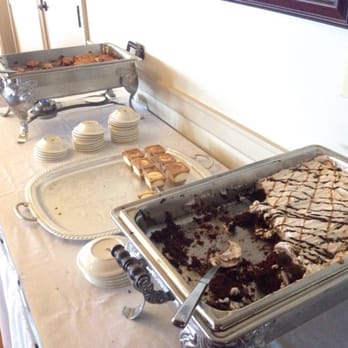 Pine Mountain State Resort Park - buffet: dessert table - Parks Near Me - Pineville, Kentucky