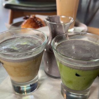 Starbucks Reserve Roastery Chicago - Matcha flight - Coffee Roasteries Near Me - Chicago, Illinois Starbucks Reserve Roastery Chicago - Matcha flight - Coffee Roasteries Near Me - Chicago, Illinois