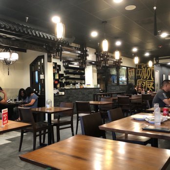 Kungfu Kitchen - Interior - Chinese Near Me - Alexandria, Virginia