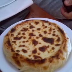 Al Khayam - Olha o tamanho dessa esfiha de queijo!