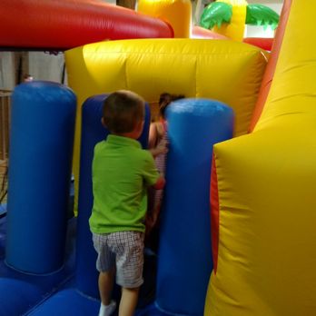 Jump n Shout - Upstairs bounce obstacle course - Kids Activities Near Me - Smithville, Ohio Jump n Shout - Upstairs bounce obstacle course - Kids Activities Near Me - Smithville, Ohio