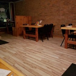 Julianna's Brickwood BBQ - Dining room