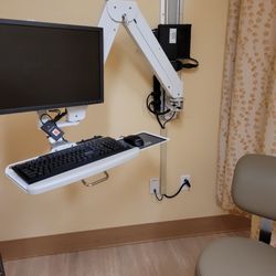 Hartford HealthCare Medical Group - Exam room