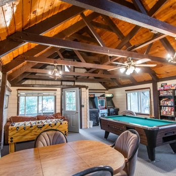 Lakeside RV Campground - Clubhouse interior - RV Parks Near Me - Duchesne, Utah