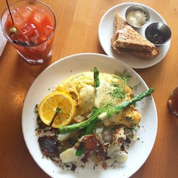 Plums Cafe - Crab omelette and Bloody Mary - Breakfast & Brunch Near Me - Costa Mesa, California