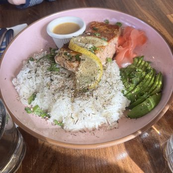 Lapisara Eatery - Grilled Salmon with ginger dressing, jasmine rice w/ furikake seasoning - Breakfast & Brunch Near Me - San Francisco, California