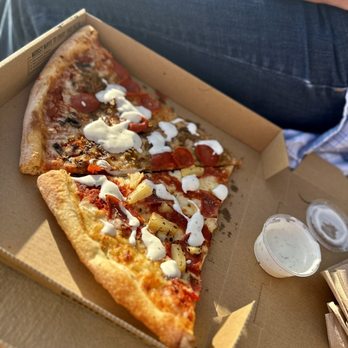 Knockout Pizza - Hawaiian and Knockout slices with ranch drizzled on top. So good! - Pizza Near Me - Carlsbad, California Knockout Pizza - Hawaiian and Knockout slices with ranch drizzled on top. So good! - Pizza Near Me - Carlsbad, California