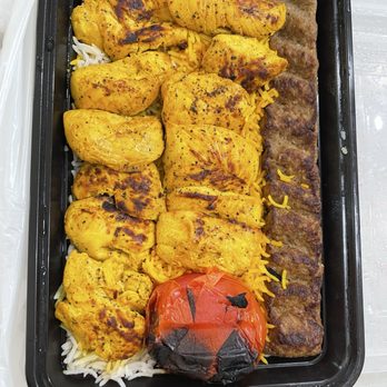 Razi Foods - Combo rice (chicken and beef) with extra beef. - Caterers Near Me - Concord, California Razi Foods - Combo rice (chicken and beef) with extra beef. - Caterers Near Me - Concord, California