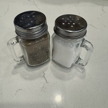 Country MKT Diner - These cuties just caught my attention - Diners Near Me - Closter, New Jersey