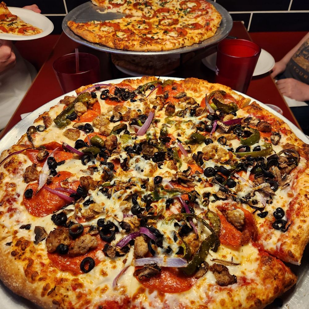 Twisted Pies Pizzeria - Supreme and Perfect Pepperoni - Pizza Near Me - Mesa, Arizona Twisted Pies Pizzeria - Supreme and Perfect Pepperoni - Pizza Near Me - Mesa, Arizona