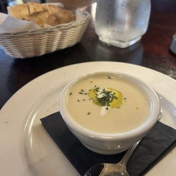 39 Rue de Jean - Truffle Potato Soup - French Near Me - Charleston, South Carolina 39 Rue de Jean - Truffle Potato Soup - French Near Me - Charleston, South Carolina