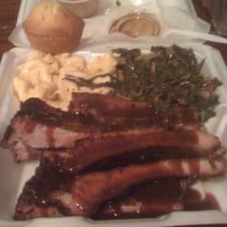 BBQ Ribs, Mac and Cheese and Collard Greens!!