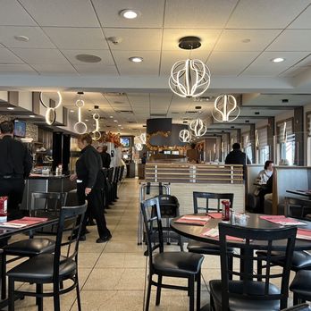 The Suburban Diner - the interior of a restaurant - Diners Near Me - Paramus, New Jersey The Suburban Diner - the interior of a restaurant - Diners Near Me - Paramus, New Jersey