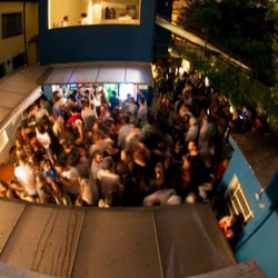 Neu Club - Lounge aberto, vista de cima