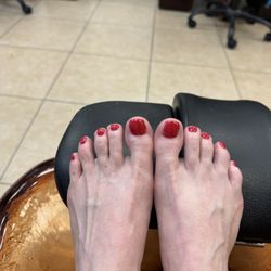 Pink Cherry Nails & Spa - Gel with Pearl & Honey Pedicure