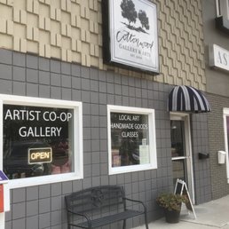 Exterior photo of Cottonwood Gallery and Arts - Aurora, Nebraska Exterior photo of Cottonwood Gallery and Arts - Aurora, Nebraska