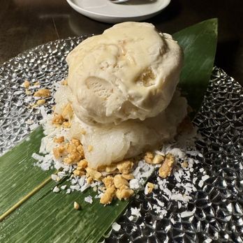 Som Dee Thai Kitchen & Bar - Coconut Dream - Thai Near Me - Denver, Colorado