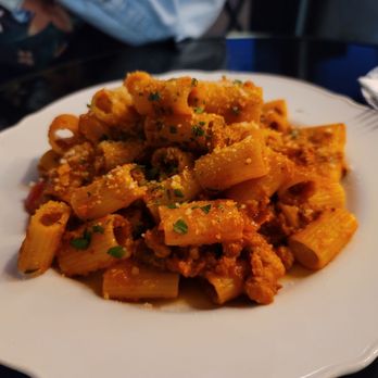 Nonna's Cucina - Rigatoni w Italian sausage - Italian Near Me - Vancouver, British Columbia