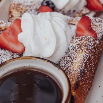 Three Birds Cafe - French Toast - Cafes Near Me - Winter Garden, Florida