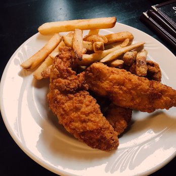 Fitters 5th Street Pub - Chicken tenders - Pizza Near Me - Sedalia, Missouri