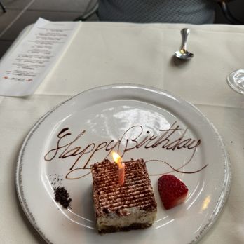 Carmine's - Italian Near Me - Bellevue, Washington