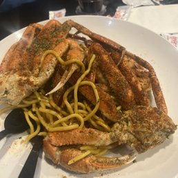 Crab and shrimp garlic noodles Crab and shrimp garlic noodles