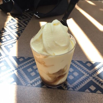 Tamu Tamu Refreshments - Pineapple Dole Whip with Dark Rum - Desserts Near Me - Lake Buena Vista, Florida Tamu Tamu Refreshments - Pineapple Dole Whip with Dark Rum - Desserts Near Me - Lake Buena Vista, Florida