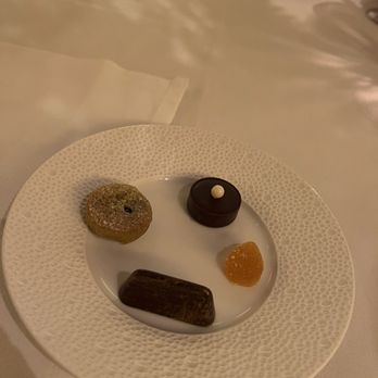 Le Bernardin - Extra yummy desserts - French Near Me - New York, New York Le Bernardin - Extra yummy desserts - French Near Me - New York, New York
