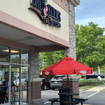 Bruster's Real Ice Cream - Store front - Ice Cream & Frozen Yogurt Near Me - Brentwood, Tennessee Bruster's Real Ice Cream - Store front - Ice Cream & Frozen Yogurt Near Me - Brentwood, Tennessee