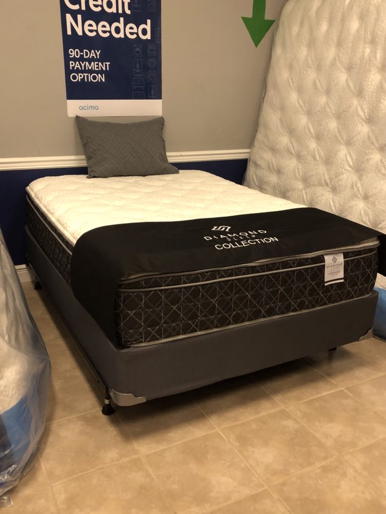 BOXDROP HAMMOND Updated May 2024 21 Photos 14306 West University, Hammond, Louisiana