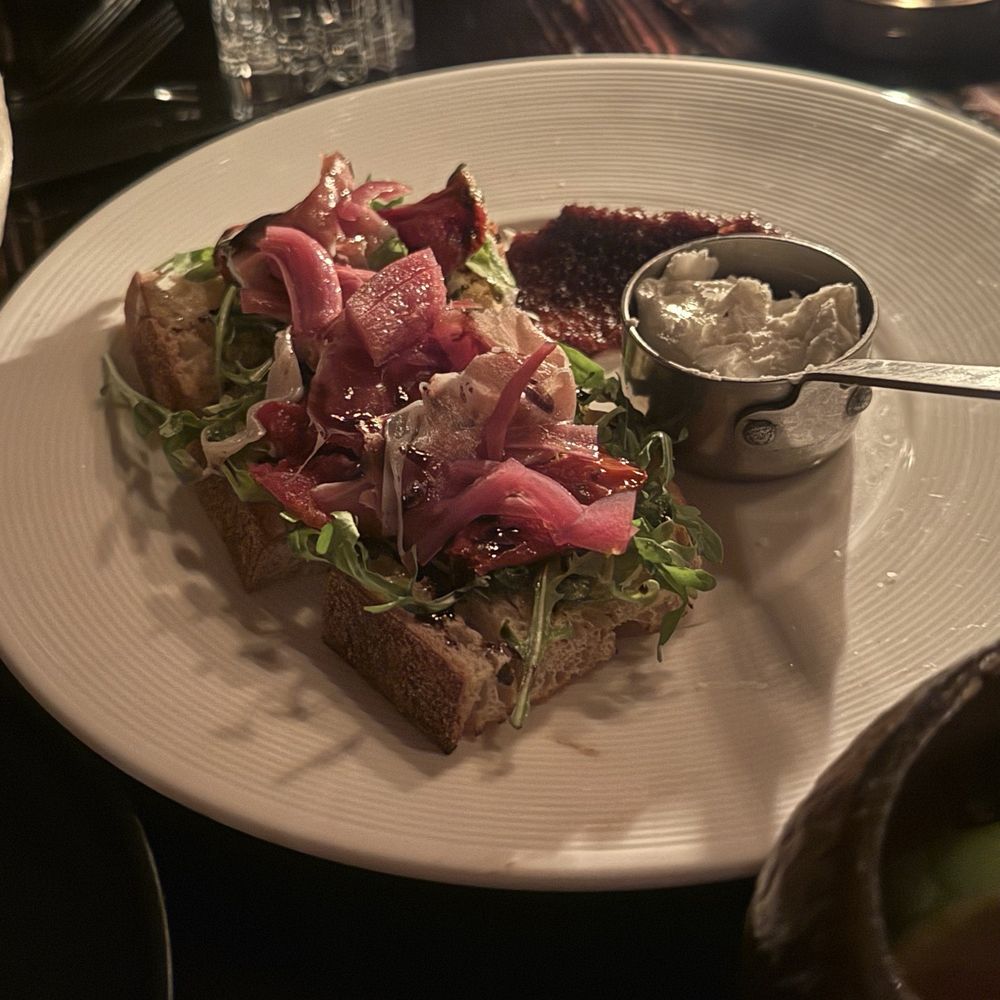 Gaslamp  - Steakhouses Near Me - Kailua, Hawaii