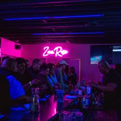 El bar de bajo