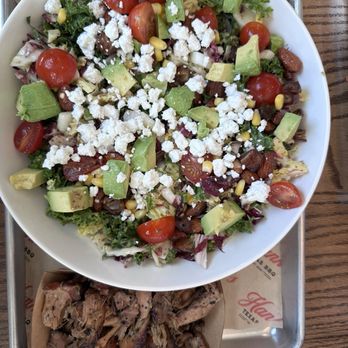 Hank’s Texas BBQ - Houstonian salad (with side of pulled chicken) - Barbeque Near Me - Delaware, Ohio