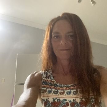 Styles by the Sea - This is what my hair looked like a week before I went to salon - Hair Salons Near Me - Calabash, North Carolina Styles by the Sea - This is what my hair looked like a week before I went to salon - Hair Salons Near Me - Calabash, North Carolina
