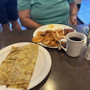 Lydia's Cafe - The Coronado with American fries & swedish pancakes - Breakfast & Brunch Near Me - Rockford, Illinois Lydia's Cafe - The Coronado with American fries & swedish pancakes - Breakfast & Brunch Near Me - Rockford, Illinois