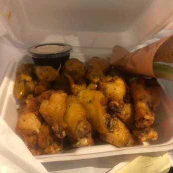 One Hot Mama's - Ranch and Carolina Gold Wings - Barbeque Near Me - Bluffton, South Carolina