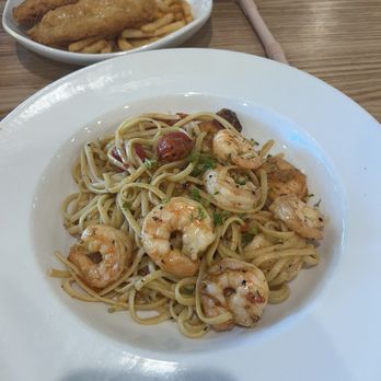 Rundown Cafe - Shrimp Linguine - Seafood Near Me - Kitty Hawk, North Carolina Rundown Cafe - Shrimp Linguine - Seafood Near Me - Kitty Hawk, North Carolina