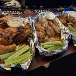 Grande Italian Restaurant - Wing night !