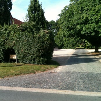 Dr. med. vet. Andruscha Siebke - Hofeinfahrt - Veterinarians Near Me - Heere, NI Dr. med. vet. Andruscha Siebke - Hofeinfahrt - Veterinarians Near Me - Heere, NI