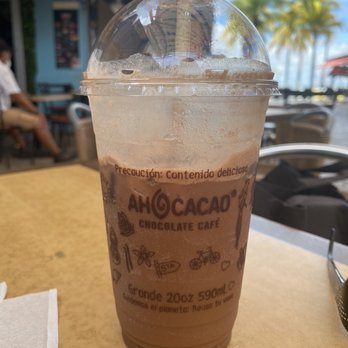 Ah Cacao Chocolate Café - Iced Mocha with almond milk-- Yummy! - Desserts Near Me - Cancún, ROO Ah Cacao Chocolate Café - Iced Mocha with almond milk-- Yummy! - Desserts Near Me - Cancún, ROO