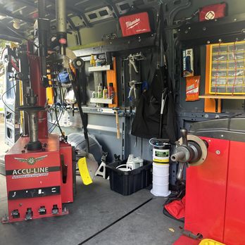 La Ceiba Tire Shop Express - Tires Near Me - Miami, Florida La Ceiba Tire Shop Express - Tires Near Me - Miami, Florida