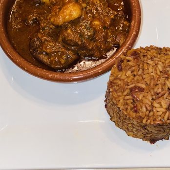 Mambo Latin Kitchen - Lulu's Oxtail Platter - Peruvian Near Me - Rutherford, New Jersey Mambo Latin Kitchen - Lulu's Oxtail Platter - Peruvian Near Me - Rutherford, New Jersey