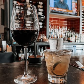 17 Prime Steakhouse - Drinks @ the bar - Steakhouses Near Me - Charleston, South Carolina 17 Prime Steakhouse - Drinks @ the bar - Steakhouses Near Me - Charleston, South Carolina